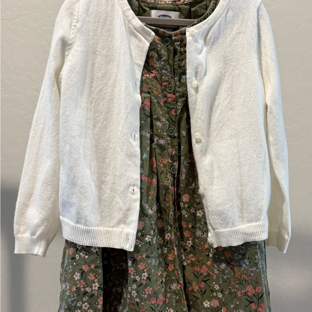 Dress - Picture 3 of 5